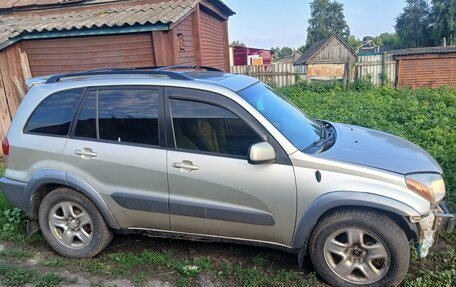 Toyota RAV4, 2001 год, 450 000 рублей, 3 фотография