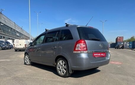 Opel Zafira B, 2008 год, 200 000 рублей, 12 фотография