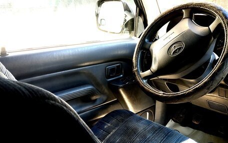 Toyota Land Cruiser Prado 90 рестайлинг, 1998 год, 1 250 000 рублей, 9 фотография