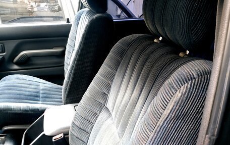 Toyota Land Cruiser Prado 90 рестайлинг, 1998 год, 1 250 000 рублей, 12 фотография