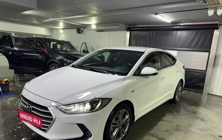 Hyundai Elantra VI рестайлинг, 2018 год, 1 380 000 рублей, 4 фотография