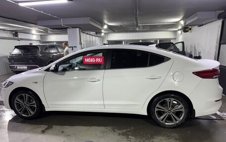 Hyundai Elantra VI рестайлинг, 2018 год, 1 380 000 рублей, 5 фотография