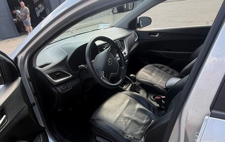 Hyundai Solaris II рестайлинг, 2018 год, 1 520 000 рублей, 6 фотография