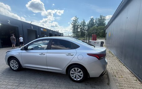 Hyundai Solaris II рестайлинг, 2018 год, 1 520 000 рублей, 2 фотография