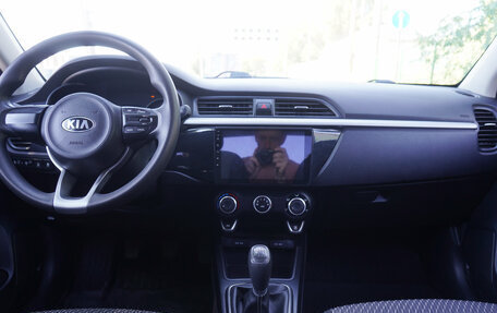 KIA Rio IV, 2017 год, 1 099 000 рублей, 12 фотография