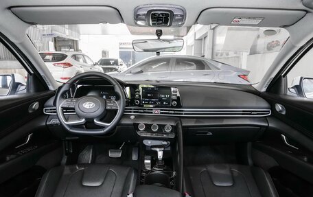 Hyundai Elantra, 2026 год, 2 000 000 рублей, 10 фотография