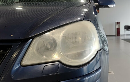 Volkswagen Polo IV рестайлинг, 2007 год, 319 000 рублей, 21 фотография