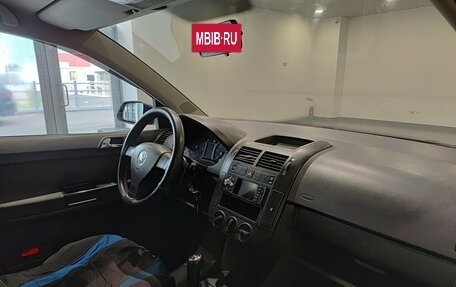 Volkswagen Polo IV рестайлинг, 2007 год, 319 000 рублей, 15 фотография