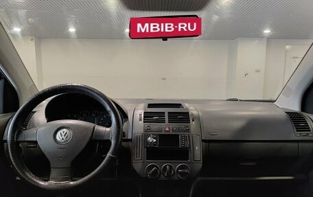Volkswagen Polo IV рестайлинг, 2007 год, 319 000 рублей, 18 фотография