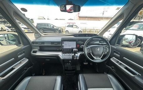 Honda Stepwgn IV, 2022 год, 1 700 017 рублей, 7 фотография