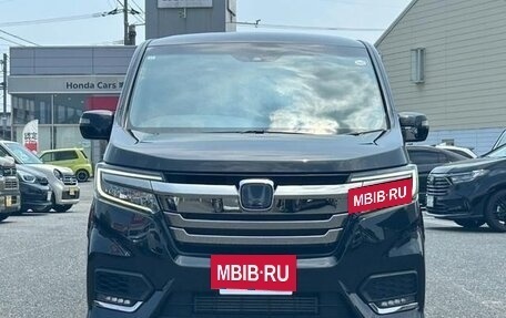 Honda Stepwgn IV, 2022 год, 1 700 017 рублей, 2 фотография