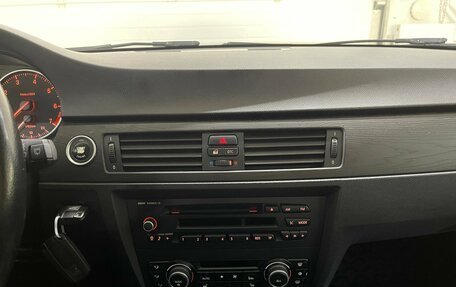 BMW 3 серия, 2010 год, 999 000 рублей, 15 фотография