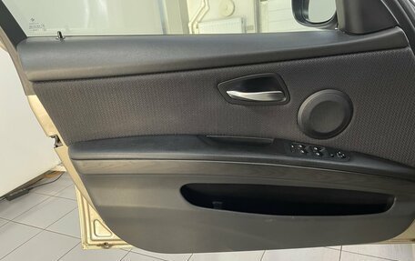 BMW 3 серия, 2010 год, 999 000 рублей, 18 фотография