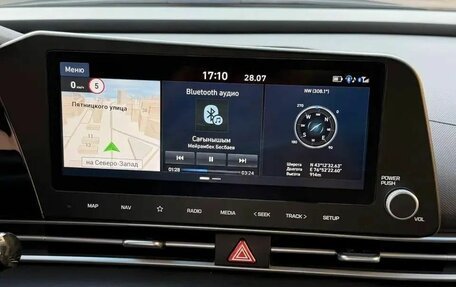Hyundai Elantra, 2022 год, 1 586 000 рублей, 10 фотография