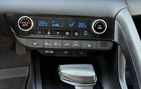 Hyundai Elantra, 2022 год, 1 586 000 рублей, 9 фотография