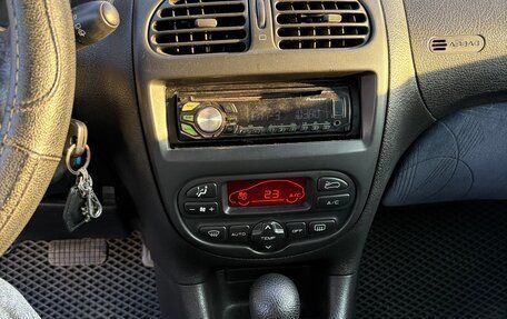 Peugeot 206, 2002 год, 310 000 рублей, 9 фотография