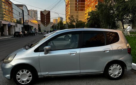 Honda Fit III, 2004 год, 269 999 рублей, 3 фотография