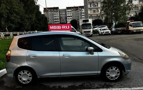 Honda Fit III, 2004 год, 269 999 рублей, 4 фотография