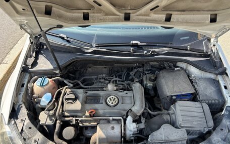 Volkswagen Golf VI, 2011 год, 800 000 рублей, 2 фотография