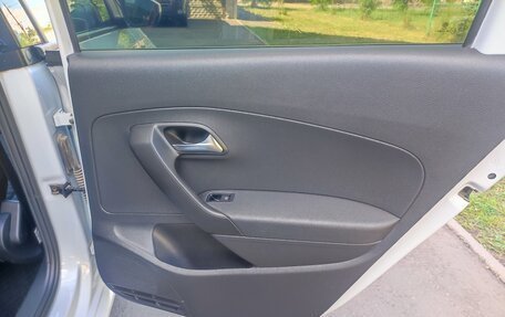 Volkswagen Polo VI (EU Market), 2018 год, 1 385 000 рублей, 23 фотография