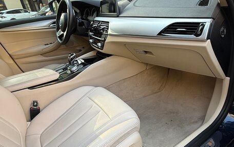 BMW 5 серия, 2018 год, 3 350 000 рублей, 10 фотография