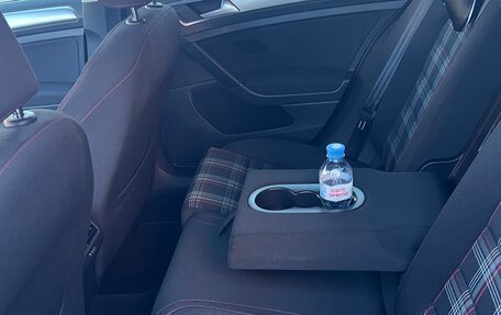 Volkswagen Golf VII, 2018 год, 2 100 000 рублей, 9 фотография