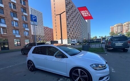 Volkswagen Golf VII, 2018 год, 2 100 000 рублей, 4 фотография