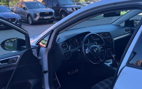 Volkswagen Golf VII, 2018 год, 2 100 000 рублей, 11 фотография
