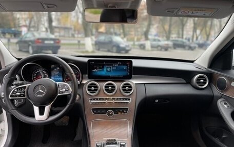 Mercedes-Benz C-Класс, 2019 год, 2 350 000 рублей, 8 фотография