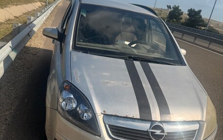 Opel Zafira B, 2006 год, 350 000 рублей, 2 фотография