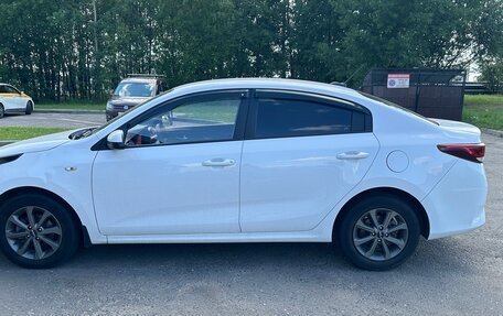 KIA Rio IV, 2021 год, 1 530 000 рублей, 2 фотография