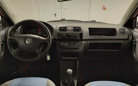 Skoda Fabia II, 2008 год, 215 000 рублей, 14 фотография