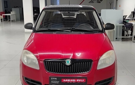 Skoda Fabia II, 2008 год, 215 000 рублей, 2 фотография