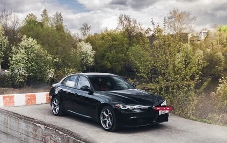 Alfa Romeo Giulia II, 2023 год, 3 600 000 рублей, 11 фотография
