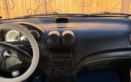 Chevrolet Aveo III, 2010 год, 400 000 рублей, 9 фотография