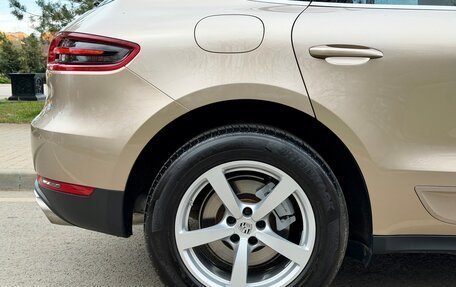 Porsche Macan I рестайлинг, 2014 год, 2 390 000 рублей, 14 фотография