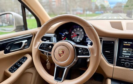 Porsche Macan I рестайлинг, 2014 год, 2 390 000 рублей, 21 фотография