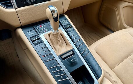 Porsche Macan I рестайлинг, 2014 год, 2 390 000 рублей, 27 фотография