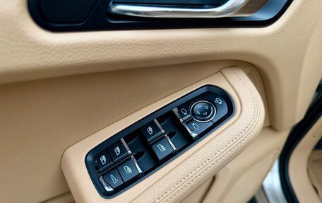 Porsche Macan I рестайлинг, 2014 год, 2 390 000 рублей, 25 фотография