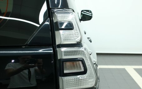 Toyota Land Cruiser Prado 150 рестайлинг 2, 2022 год, 6 656 000 рублей, 21 фотография