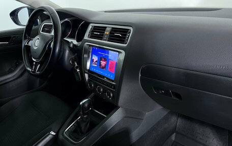 Volkswagen Jetta VI, 2017 год, 1 330 000 рублей, 10 фотография