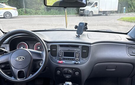 KIA Rio II, 2011 год, 600 000 рублей, 6 фотография