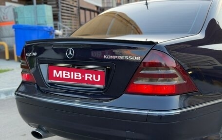 Mercedes-Benz C-Класс, 2004 год, 800 000 рублей, 13 фотография