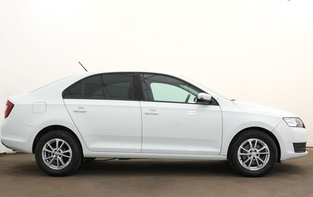 Skoda Rapid I, 2018 год, 1 379 000 рублей, 4 фотография