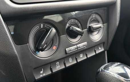 Skoda Rapid I, 2018 год, 1 379 000 рублей, 19 фотография