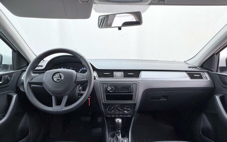 Skoda Rapid I, 2018 год, 1 379 000 рублей, 16 фотография