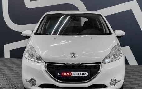 Peugeot 208 II, 2014 год, 779 900 рублей, 2 фотография