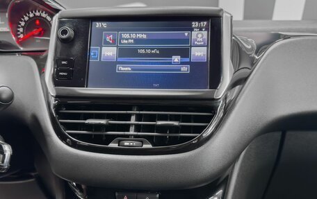 Peugeot 208 II, 2014 год, 779 900 рублей, 14 фотография