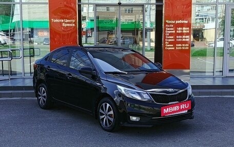 KIA Rio III рестайлинг, 2015 год, 880 000 рублей, 3 фотография