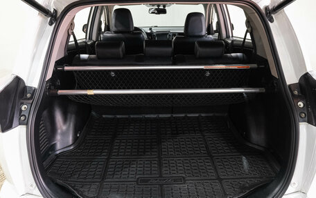 Toyota RAV4, 2016 год, 2 299 000 рублей, 39 фотография